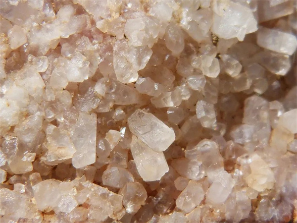 Quartz-sand